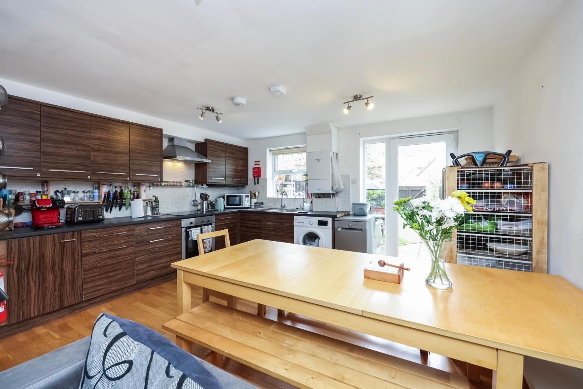 Vibrant Clapham Double Bedroom London Exterior foto